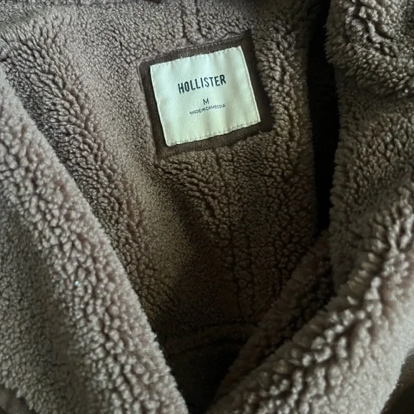 Hollister Sherpa Lined Faux Brown Suede Jacket - Picture 5 of 6